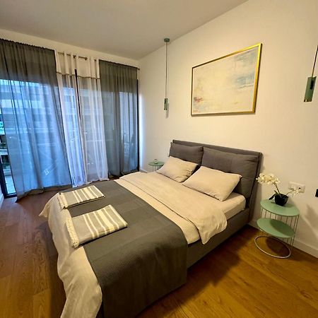 Suncoast Suites Bar Luaran gambar
