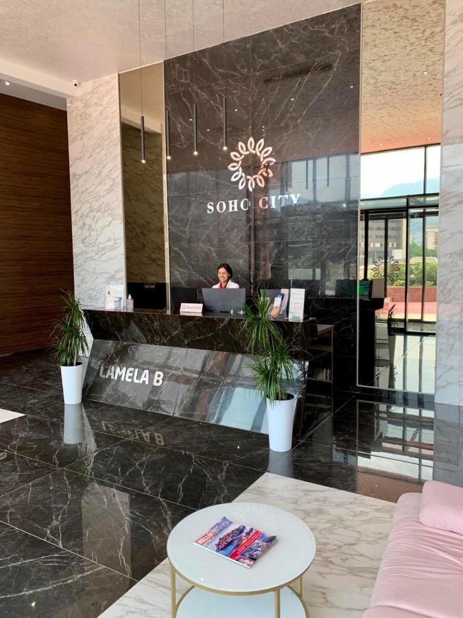 Suncoast Suites Bar Luaran gambar